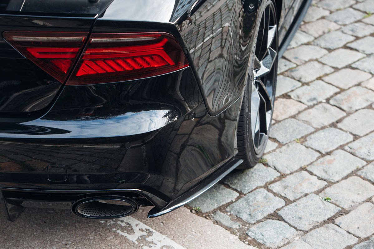 AUDI A7 / S Line / RS7 Takapuskurin Sivuspoilerit ABS Kiiltävä
