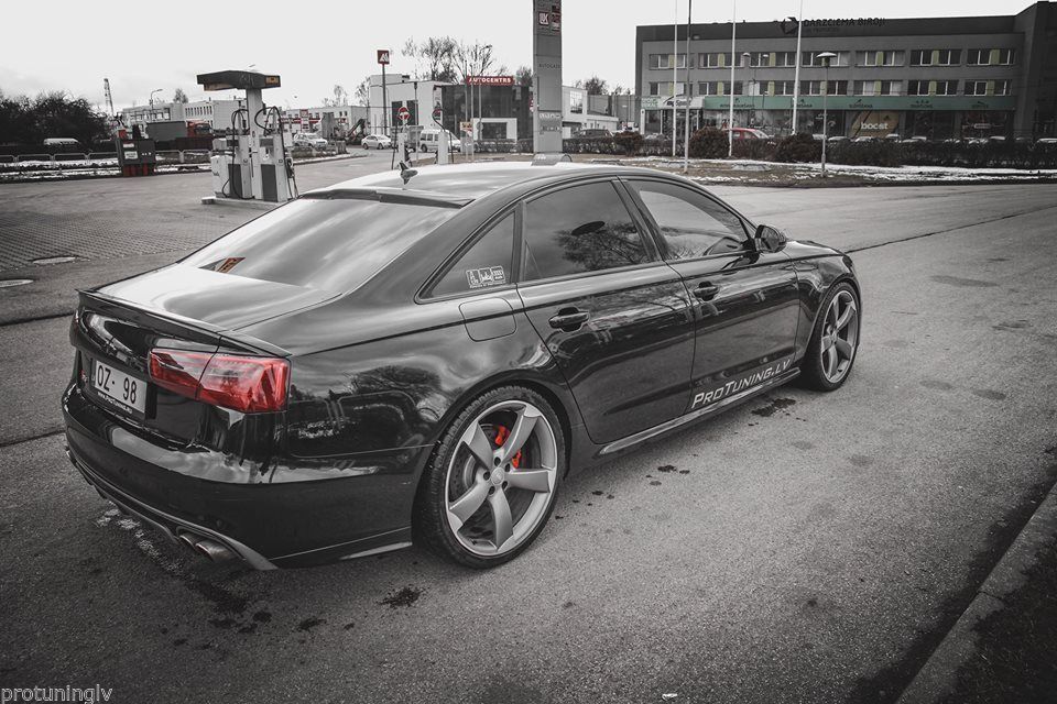 A6 C7 G4 11-18 Limo REAR WINDOW SPOILER CARBON P-Performance - Additional Image