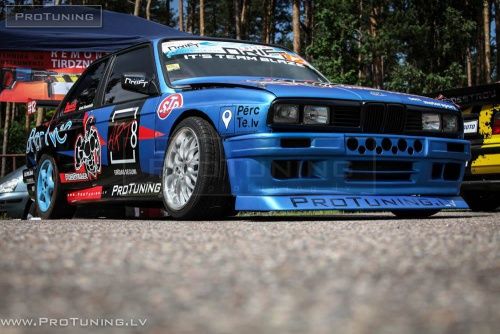 SPORT DRIFT EVO Etupuskurin Splitteri BMW E30 M-Tech 2:lle