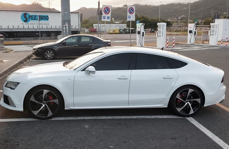 ABS Gloss Performance Sideskirts addons / blades / sill covers For Audi A7 4G8 - Additional Image