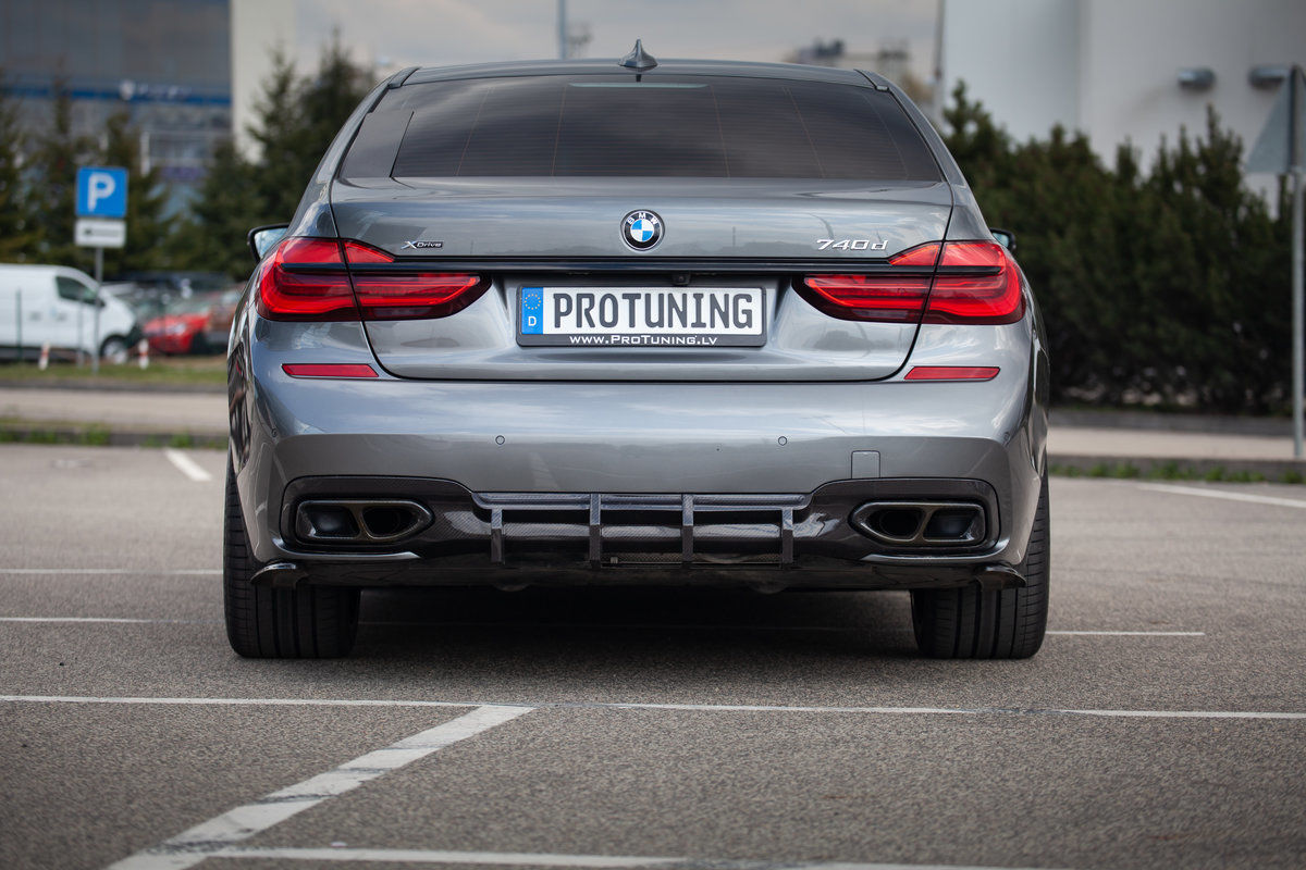 P-Performance Takahelman Hiilikuitudiffuusori BMW G11/G12 M Sport -malleille