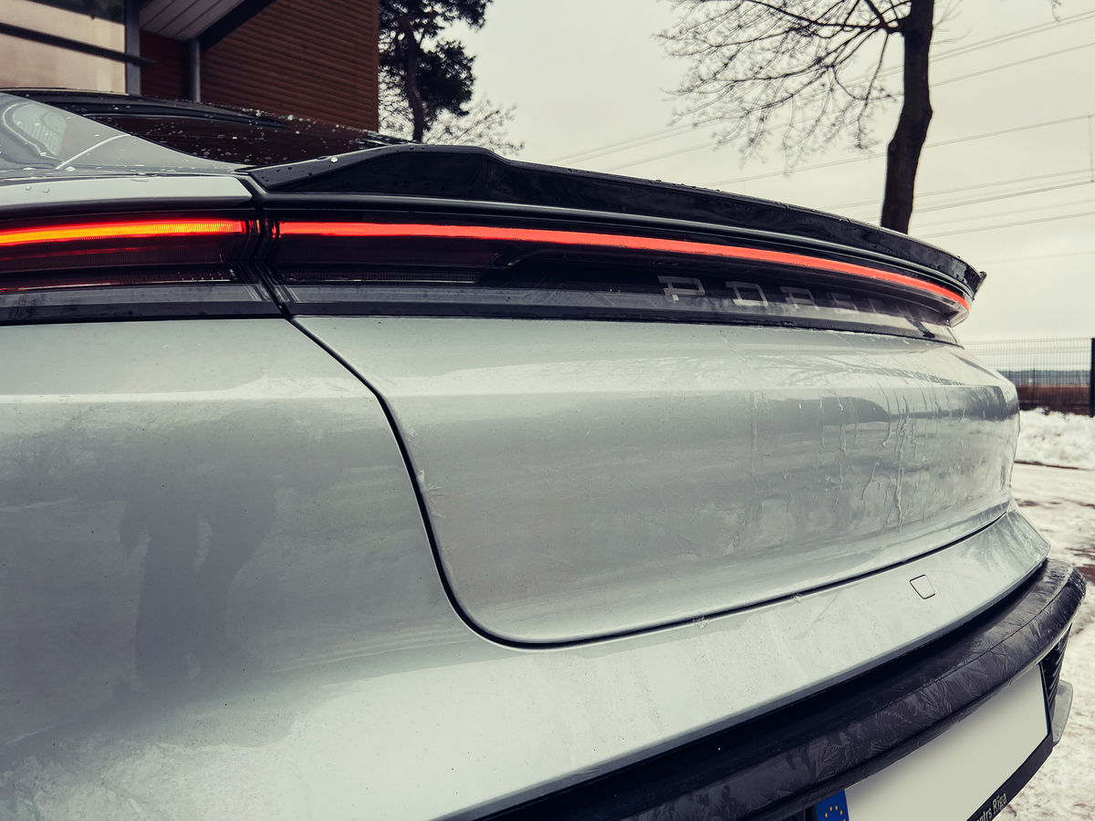 CARBON Performance Aero trunk extension spoiler for Porsche Taycan - Additional Image
