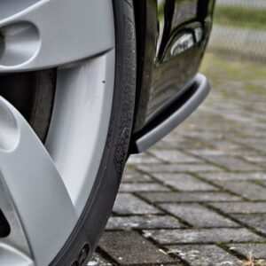 Suorituskykyiset Takapuskuri Sivuläpät / Splitterit BMW 3-sarjan E90 E91 facelift 2008-2011