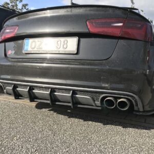 Takapuskurin diffuusorin lisäosa kylkisiivekkeillä S6 4G Facelift 2014-2018